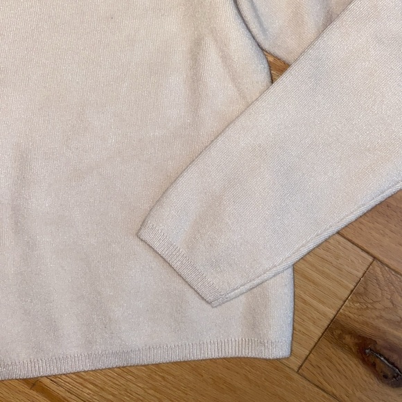 & Other Stories Cream High Neck Viscose Blend Cropped Sweater size XS, preloved - Picture 5 of 12